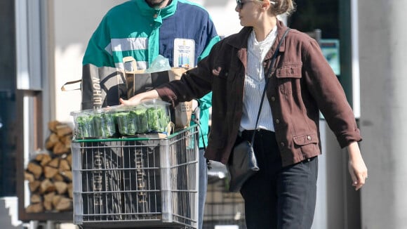 Elizabeth Olsen : Mission course avec son fiancé Robbie Arnett