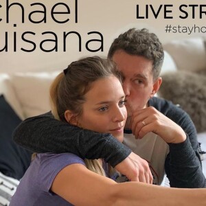 Michael Bublé et sa femme Luisana propose des lives quotidiens sur les réseaux sociaux pendant le confinement.