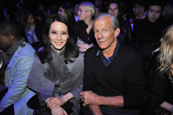 Peter Beard et Lucy Liu à Paris, le 1er mars 2008.