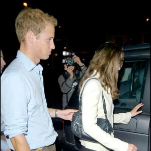 Le prince William et Kate Middleton en sortie à Londres en 2006.