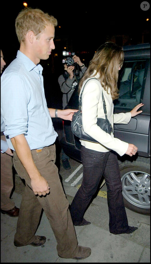 Le prince William et Kate Middleton en sortie à Londres en 2006.
