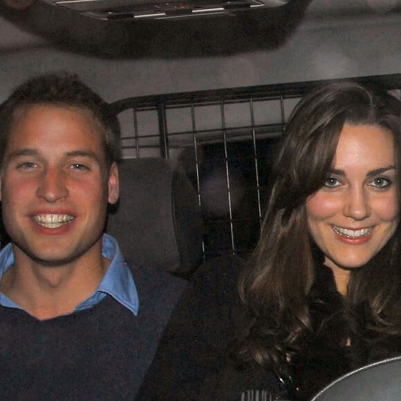 Le prince William et Kate Middleton en soirée à Londres en 2006.