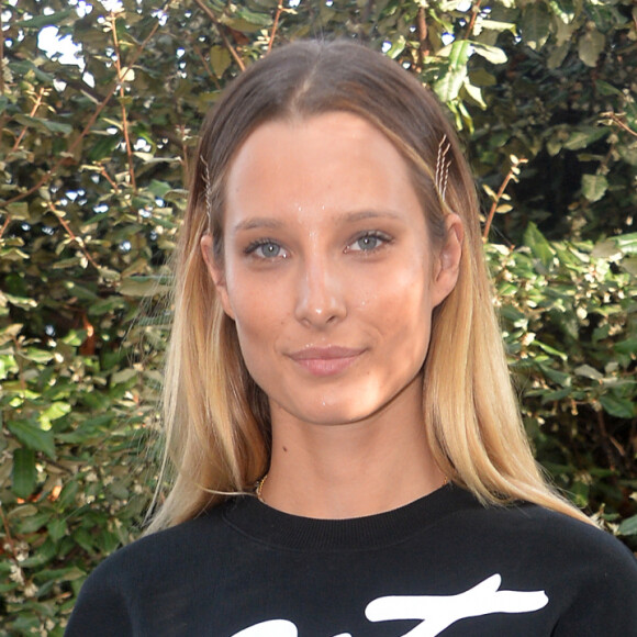 Ilona Smet - People au défilé Lacoste Collection Prêt-à-Porter Printemps/Eté 2020 lors de la Fashion Week de Paris, le 1er octobre 2019. © Veeren Ramsamy-Christophe Clovis/Bestimage
