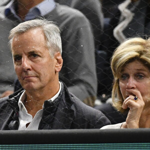 Bernard de La Villardière et sa femme Anne de la Villardière - Finale du tournoi de tennis "Rolex Paris Masters" entre Novak Djokovic et Karen Khachanov à l'AccorHotels Arena à Paris. © Veeren-Perusseau/Bestimage