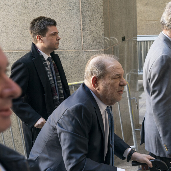 Harvey Weinstein arrive au tribunal correctionnel de Manhattan à New York, le 24 février 2020.  © Bruce Cotler/Globe Photos via ZUMA Wire / Bestimage