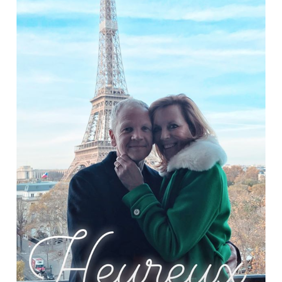 La mère d'Iris Mittenaere, Laurence Druart, dévoile ses alliance sur Instagram le 22 novembre 2019.