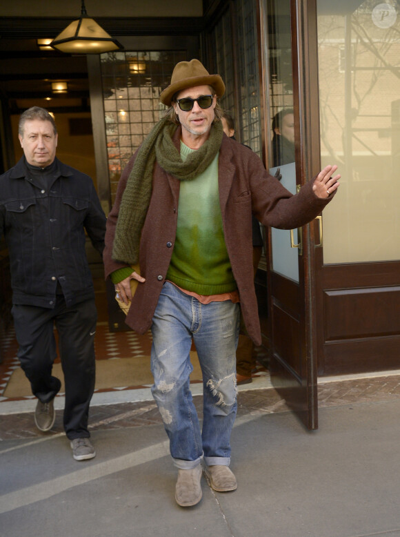 Brad Pitt à la sortie de son hôtel à New York le 9 janvier 2020