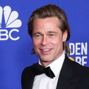 Brad Pitt lors de la Press Room (Pressroom) de la 77ème cérémonie annuelle des Golden Globe Awards au Beverly Hilton Hotel à Los Angeles le 5 janvier 2020.