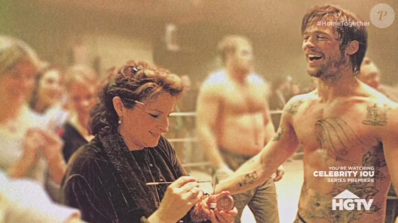 Brad Pitt et son amie maquilleuse Jean Black sur un tournage de film. Extrait de l'émission de télévision "Celebrity IOU" diffusée le 13 avril 2020 sur la chaîne américaine HGTV.