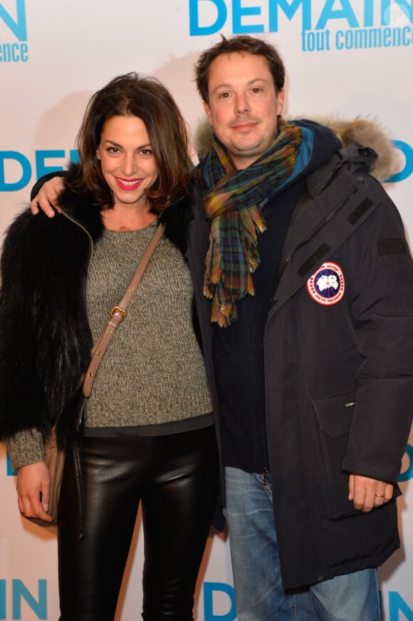 Davy Sardou et sa femme Noémie Elbaz - Avant première du film "Demain tout commence" au Grand Rex à Paris le 28 novembre 2016. © Coadic Guirec/Bestimage