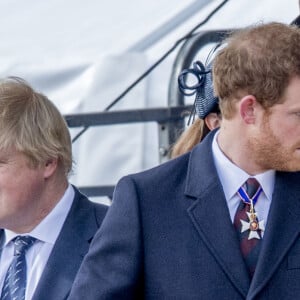 Boris Johnson, le prince Harry, la princesse Anne d'Angleterre - La famille royale britannique lors de l'inauguration du monument aux soldats britanniques tombés en Irak et en Afghanistan à Londres. Le 9 mars 2017