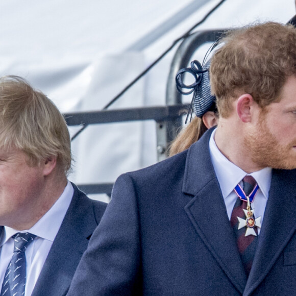 Boris Johnson, le prince Harry, la princesse Anne d'Angleterre - La famille royale britannique lors de l'inauguration du monument aux soldats britanniques tombés en Irak et en Afghanistan à Londres. Le 9 mars 2017