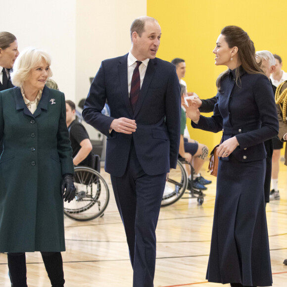 Le prince William, duc de Cambridge, et Catherine (Kate) Middleton, duchesse de Cambridge, Le prince Charles, prince de Galles, et Camilla Parker Bowles, duchesse de Cornouailles - Visite au centre de réadaptation médicale de la défense Stanford Hall, Loughborough, le 11 février 2020 où ils ont rencontré des patients et du personnel et ont visité le gymnase et atelier de prothèse.
