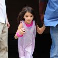  Tom Cruise et sa fille Suri Cruise quittent l'hôtel Greenwich à New York, le 11 juin 2012. 