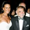 L'ex miss France 97 Patricia Spehar et Stipe Mesic à la soirée croate à l'hôtel Inter Continental, à Paris, le 19 juin 2003.