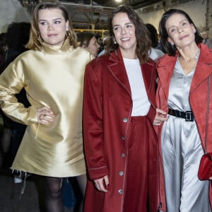 La princesse Stéphanie de Monaco et ses filles, Camille Gottlieb et la styliste Pauline Ducruet lors du défilé de mode prêt-à-porter "Alter" automne-hiver 2020/2021 lors de la semaine de la mode à Paris, France, le 25 février 2020. © Olivier Borde/Bestimage