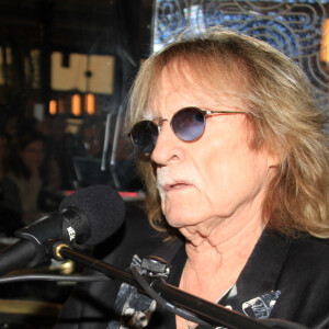 Exclusif - Le chanteur Christophe - Le Prix Le Vaudeville 2019 (ancien prix de la Coupole) dans la brasserie Vaudeville à Paris, France, le 12 juin 2019. © Philippe Baldini/Bestimage