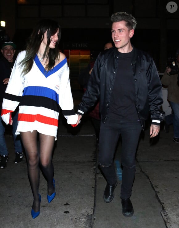 Bella Thorne et son compagnon Benjamin Mascolo très souriants à leur arrivée au restaurant Craig's à West Hollywood le 10 Janvier 2020