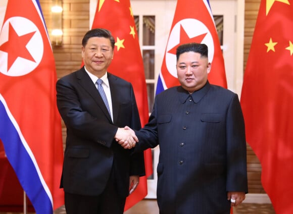 Xi Jinping (président de la République populaire de Chine) rencontre Kim Jong Un (Dirigeant suprême de la république populaire démocratique de Corée) à Pyongyang lors de son voyage officiel en Corée du Nord, le 20 juin 2019.