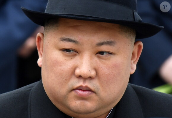 Kim Jong-un assiste à une parade militaire à Vladivostok, le 25 avril 2019.