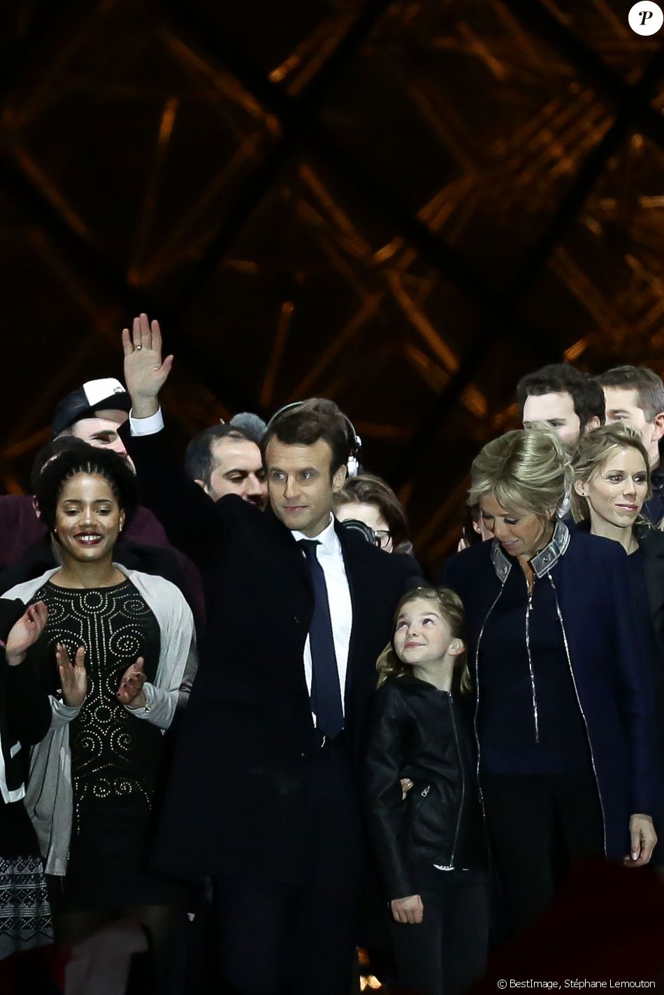 Emmanuel Macron Avec Sa Femme Brigitte Macron Trogneux Emma Fille De L Auziere Tiphaine Auziere Et Son Compagnon Antoine Le President Elu Emmanuel Macr Purepeople