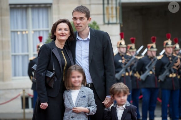 Sébastien Auzière, sa femme Christelle Auzière et leurs enfants Camille et Paul lors de la passation de pouvoir entre E.Macron et F.Hollande au palais de l'Elysée à Paris le 14 mai 2017. © Lionel Urman / Bestimage