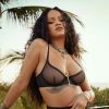 Rihanna dévoile la nouvelle collection de lingerie de Savage X Fenty, en collaboration avec Adam Selman. Mai 2020.