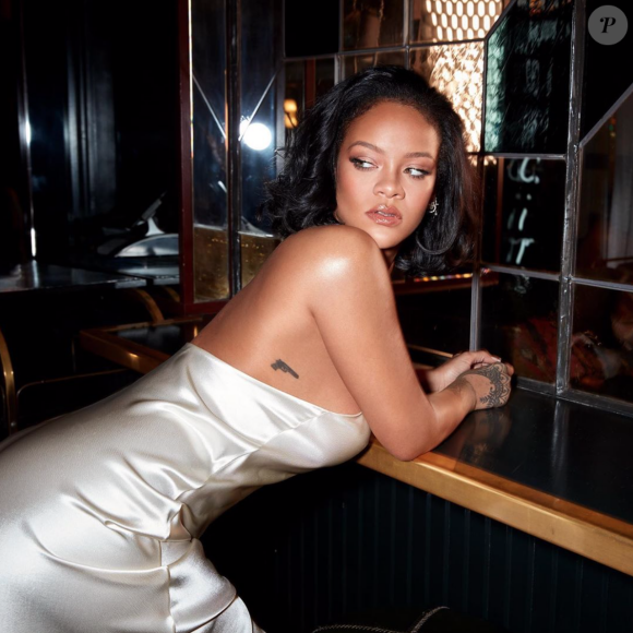 Rihanna photographiée par Dennis Leupold pour Fenty Beauty. Avril 2020.