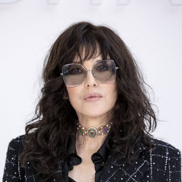 Isabelle Adjani - Photocall - Défilé Chanel collection prêt-à-porter Automne/Hiver 2020-2021 lors de la Fashion Week à Paris, le 3 mars 2020. © Olivier Borde/Bestimage