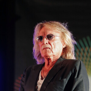 Archives - Le chanteur Christophe ( Daniel Bevilacqua 74 ans) est hospitalisé en réanimation à Paris pour lutter contre le coronavirus (COVID-19) Festival Fnac Live à l'hôtel de ville à Paris le 17 juillet 2014 Stéphane Allaman / Panoramic / Bestimage  File photos Singer Christophe (74) is hospitalized in intensive care in Paris to fight against the coronavirus (COVID-19)17/07/2014 - Paris