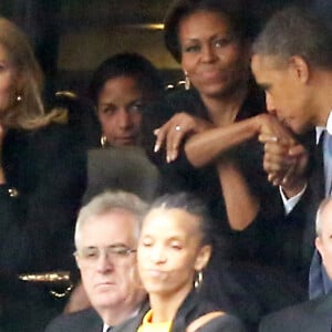 Helle Thorning Schmidt (Premier ministre du Danemark), Michelle et Barack Obama - Personnalites a la ceremonie d'hommage officielle à Nelson Mandela au stade de Soccer City a Soweto. Le 10 decembre 2013