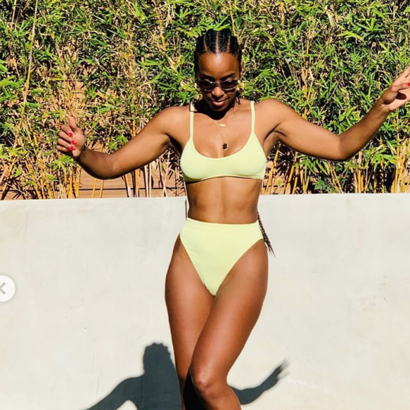 Kelly Rowland en bikini. Juillet 2019.