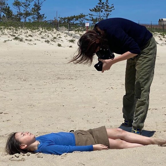 Charlotte Gainsbourg et sa fille Joe sur Instagram, le 19 mai 2020.