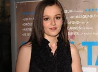 Katie Jarvis, révélation de Cannes âgée de 17 ans, soutient son film Fish Tank... avec son bébé !