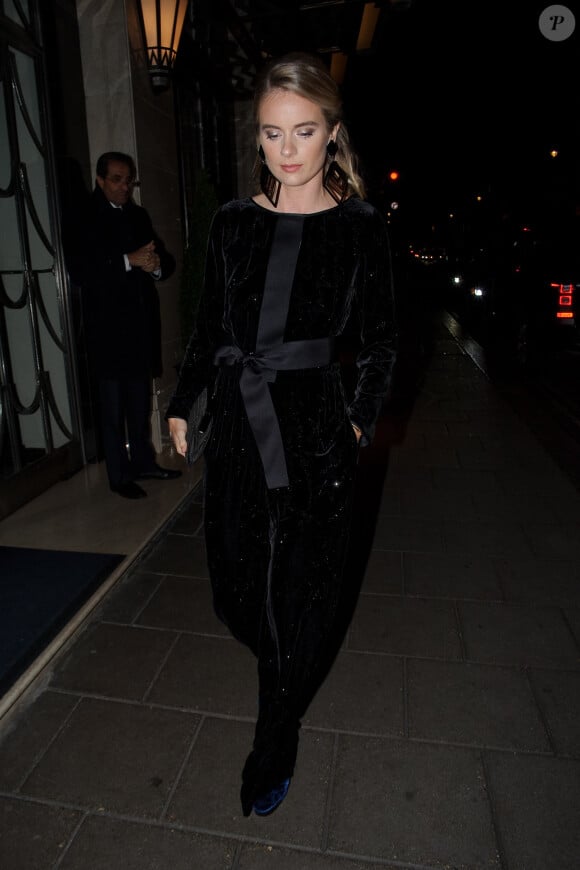 Cressida Bonas - Les célébrités quittent la soirée 'The Harper's Bazaar Women Of The Year Awards' à l'hôtel Claridge's à Londres, le 29 octobre 2019.
