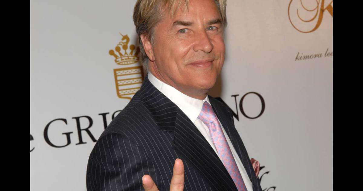 Don Johnson Films Et Programmes Tv On a retrouvé... Don Johnson, le beau Sonny Crockett de "Deux Flics à
