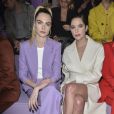 Cara Delevingne et sa femme Ashley Benson assistent au défilé de mode "BOSS" collection Automne-Hiver 2020-2021 lors de la fashion week à Milan, le 23 février 2020.
