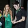 Mariah Carey, vêtue d'une robe en cuir verte avec Bryan Tanaka arrivent au restaurant Catch à West Hollywood le 17 mars 2017. Mari