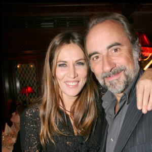 Mathilde Seigner et Antoine Duléry à la première du film "Trésor" à Paris en 2009.