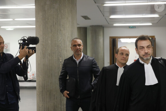 Patrick Antonelli (mari d'Amel Bent) et son avocat David-Olivier Kaminski - Procès de P.Antonelli, accusé de corruption active et de blanchiment dans une affaire de faux permis de conduire qui remonte à 2016 à la 15ème chambre du tribunal correctionnel de Nanterre le 17 juin 2020. Le procès se déroule jusqu'au 19 juin 2020. © Christophe Clovis / Bestimage