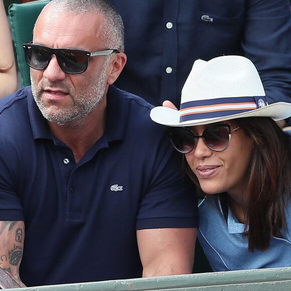 Amel Bent et son mari Patrick Antonelli dans les tribunes des internationaux de tennis de Roland Garros à Paris, France, le 3 juin 2018. © Dominique Jacovides - Cyril Moreau/Bestimage