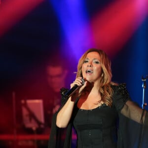 Hélène Ségara en concert à la Fête du Kiosque à Croix dans le nord de la France. Le 13 septembre 2019