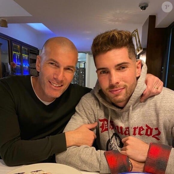 Zinédine Zidane a souhaité un joyeux anniversaire à son fils Luca sur Instagram le 13 mai 2020, le jour de ses 22 ans.