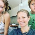 Gwyneth Paltrow et ses enfants, Apple et Moses, sur Instagram, le 7 avril 2020.