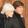 Exclusif - Françoise Hardy et son fils Thomas Dutronc se baladent le long des quais de l'Île Saint-Louis à Paris, France, le 2 novembre 2016.