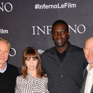 Dan Brown, Felicity Jones, Omar Sy et Ron Howard - Photocall du film "Inferno" à Paris le 11 octobre 2016. © Coadic Guirec/Bestimage