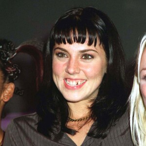 Mel C - Les Spice Girls à la première du film "Still Crazy" à Londres. Le 23 octobre 1998.