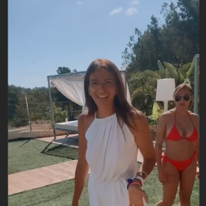 Jesta Hillmann, Cécilia et Jade (Koh-Lanta) réunies à Ibiza pour l'enterrement de vie de jeune fille de Wafa - Instagram, 4 juillet 2020