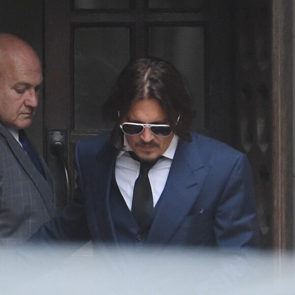 Après une journée de procès contre le magazine The Sun Newspaper, Johnny Depp quitte la cour royale de justice à Londres. Le 7 juillet 2020