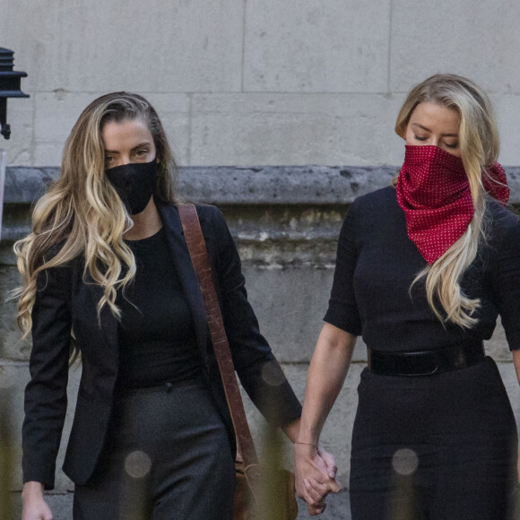 Amber Heard à son arrivée à la cour royale de justice à Londres, pour être entendue dans le procès intenté par son ex-mari J.Depp pour diffamation contre le magazine The Sun Newspaper. Le 7 juillet 2020